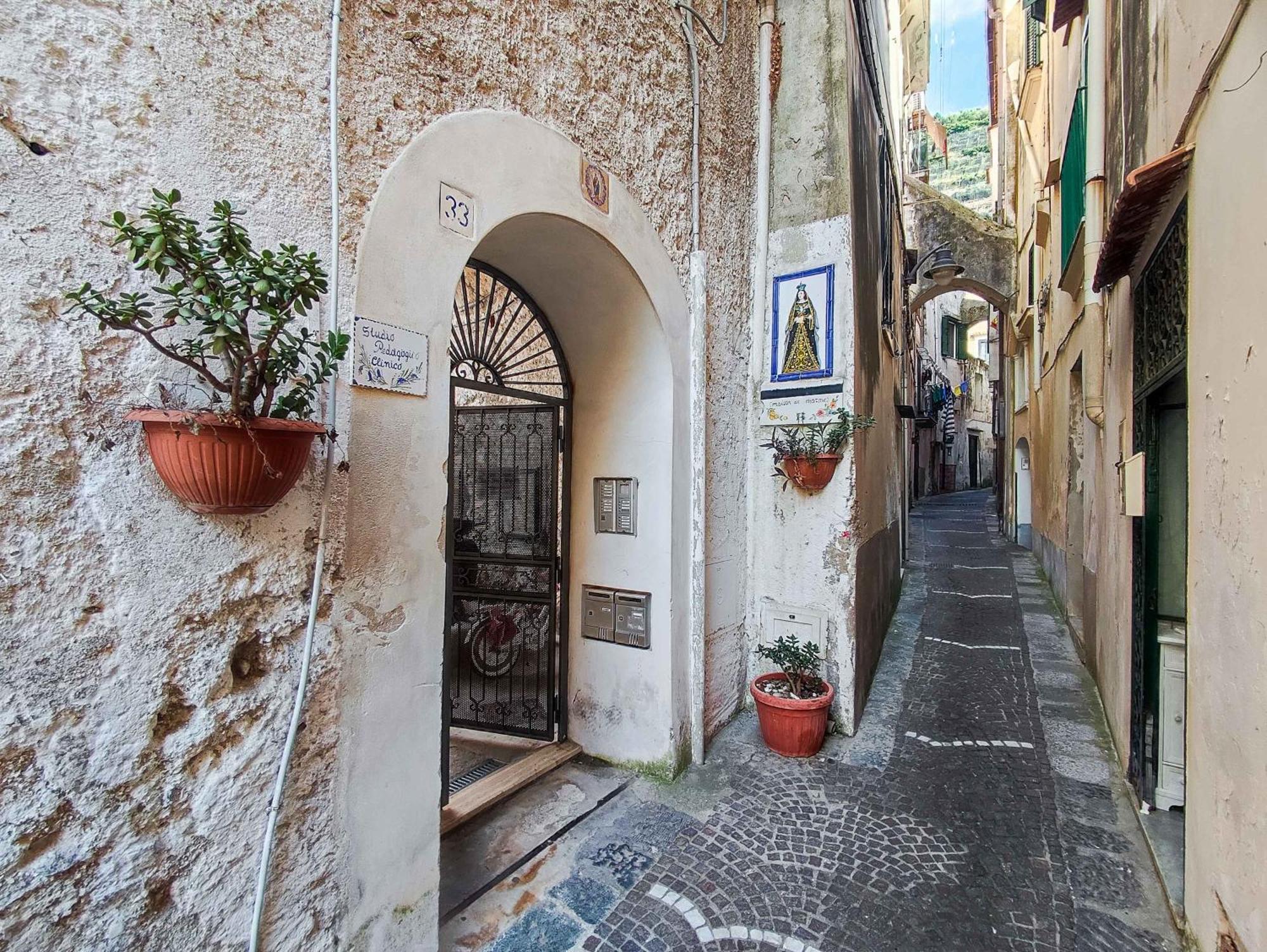 Comfort Zone - Amalfi Coast Maiori Bagian luar foto